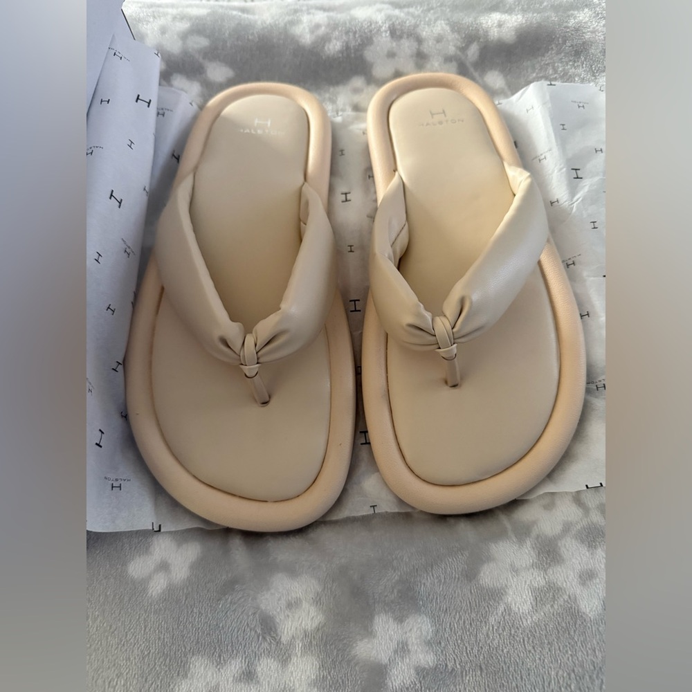 Halston Heritage Women's Nude Flip-flops